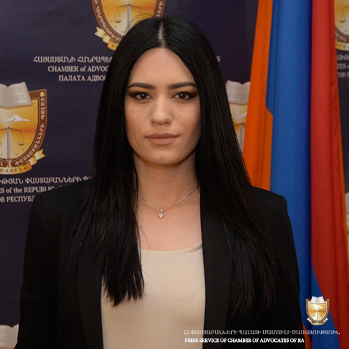 Էլինա Առուստամովա